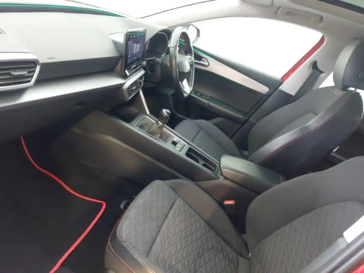 2021-seat-leon-15-tsi-evo-fr-130ps-hatchback-big-4