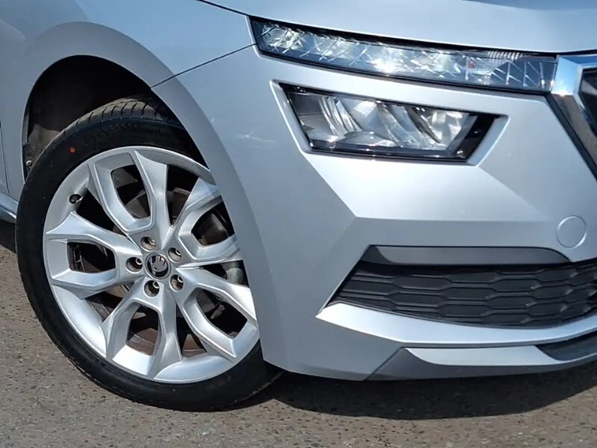 2022-skoda-kamiq-10-tsi-se-l-big-8