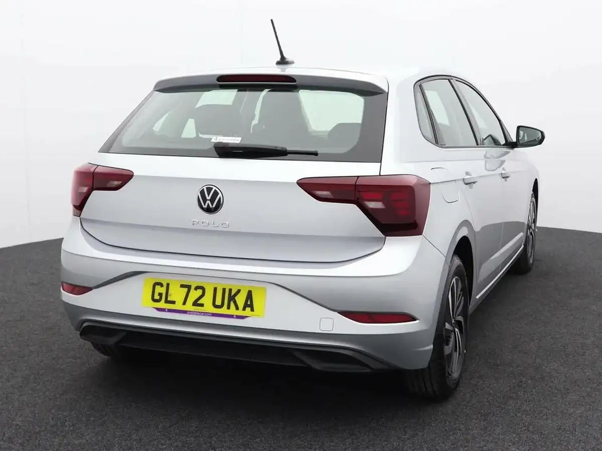 2022-volkswagen-polo-10-tsi-life-big-5