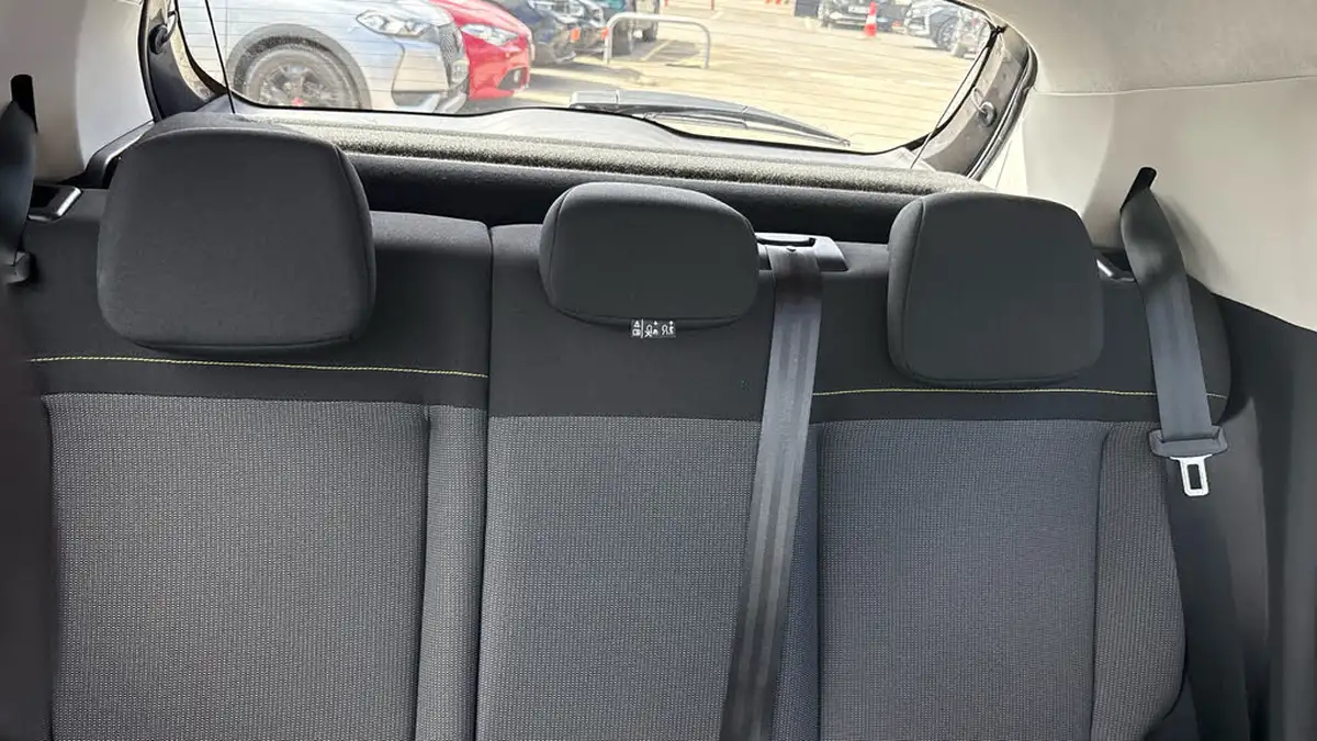 2023-citroen-c3-12-puretech-c-series-edition-83ps-ss-big-24