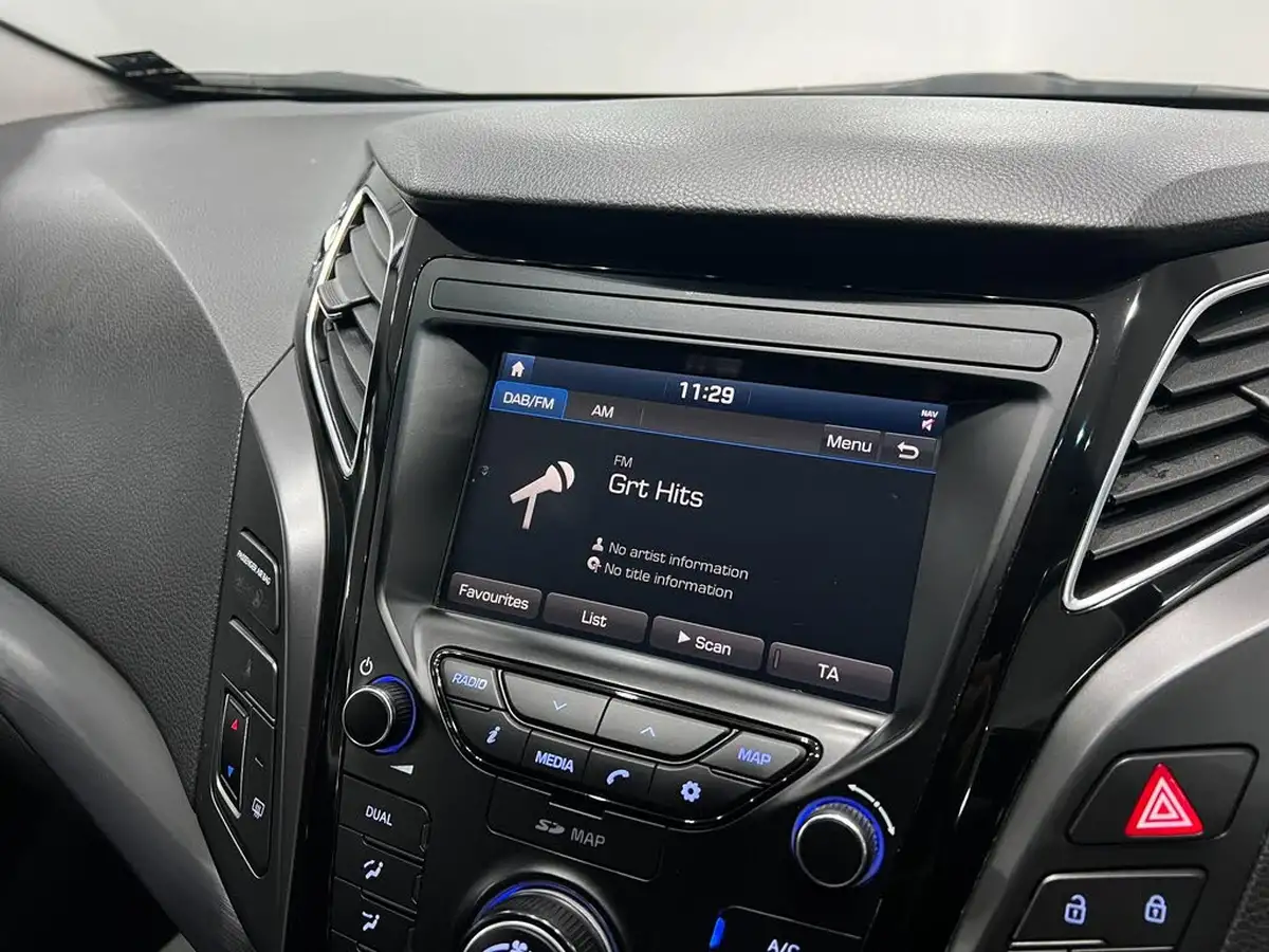 2017-hyundai-i40-17crdi-se-nav-141ps-tourer-5d-big-36