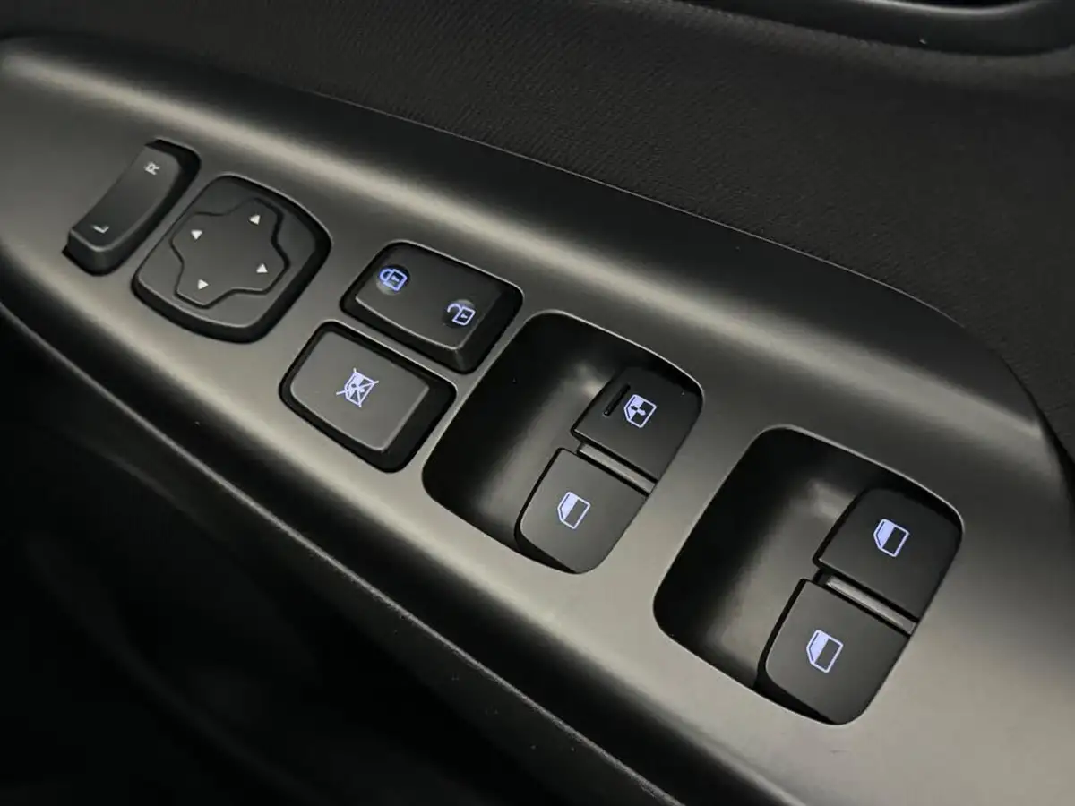 2021-hyundai-kona-16-gdi-se-connect-big-22