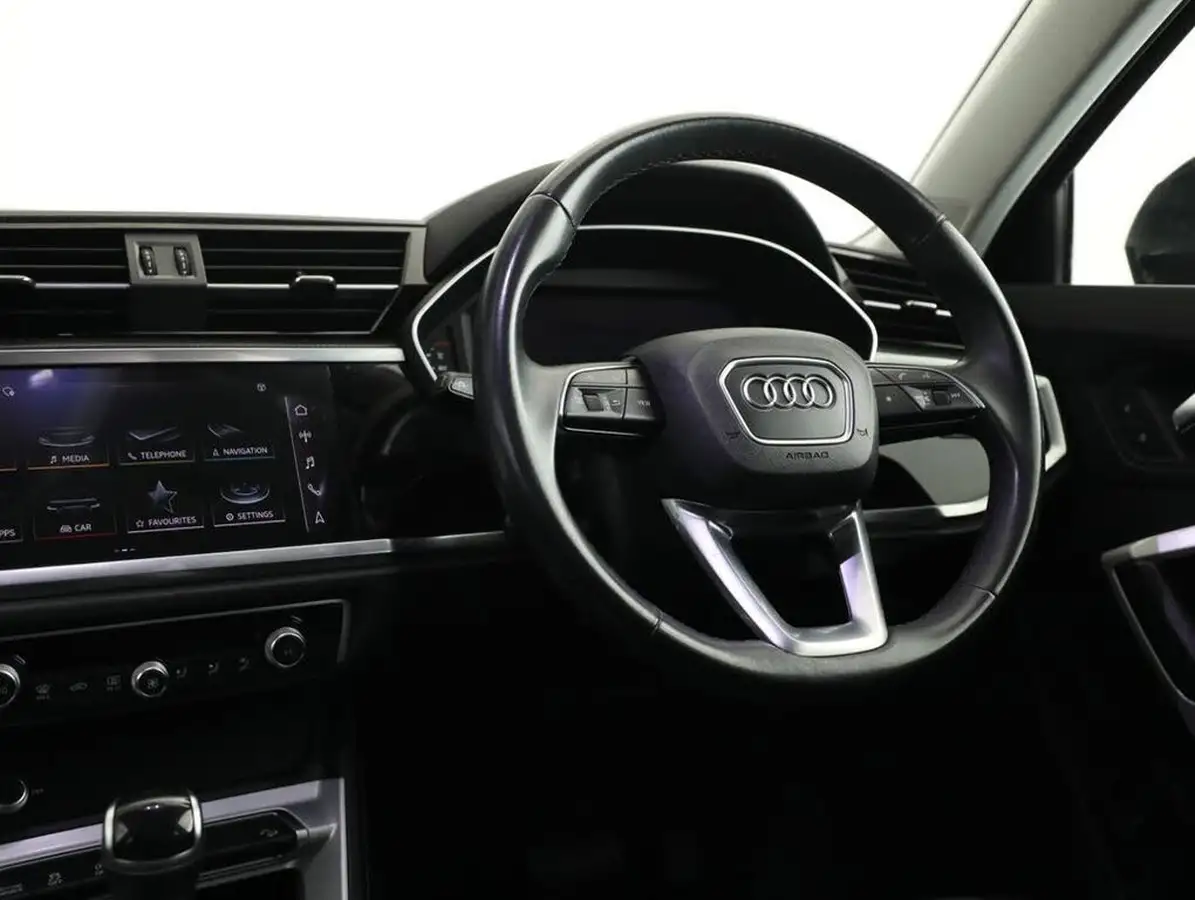 2022-audi-q3-20-35-tdi-technik-s-tronic-big-34