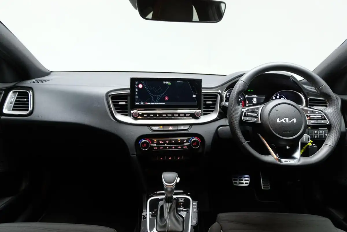 2024-kia-pro-ceed-15-t-gdi-gt-line-138bhp-dct-big-38