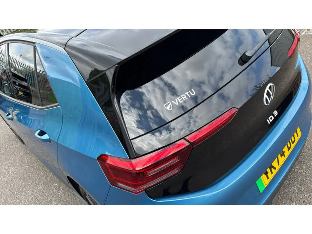 2025-volkswagen-id3-e-pro-match-59kwh-big-36