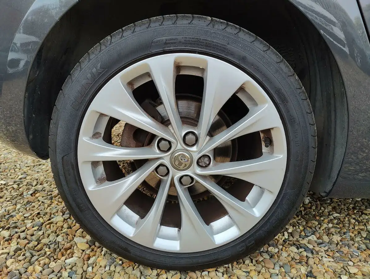 2015-vauxhall-astra-14i-16v-turbo-energy-big-29
