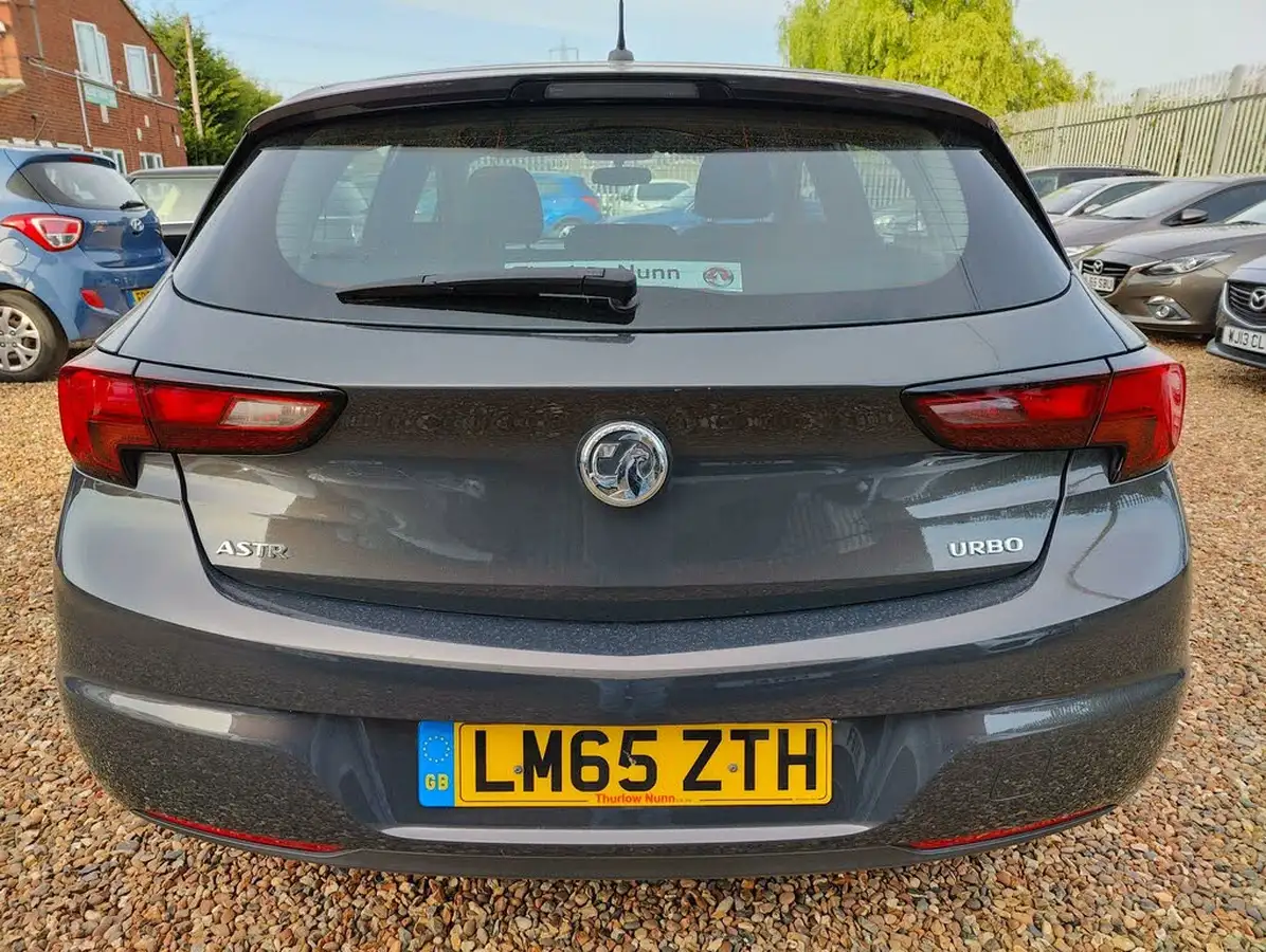 2015-vauxhall-astra-14i-16v-turbo-energy-big-5