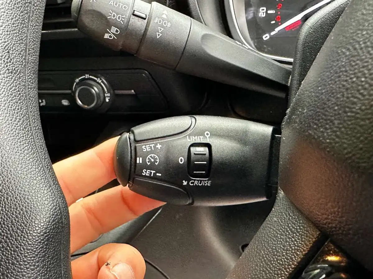 2021-citroen-berlingo-15bluehdi-1000-driver-100pseu6dt-e-ss-big-20