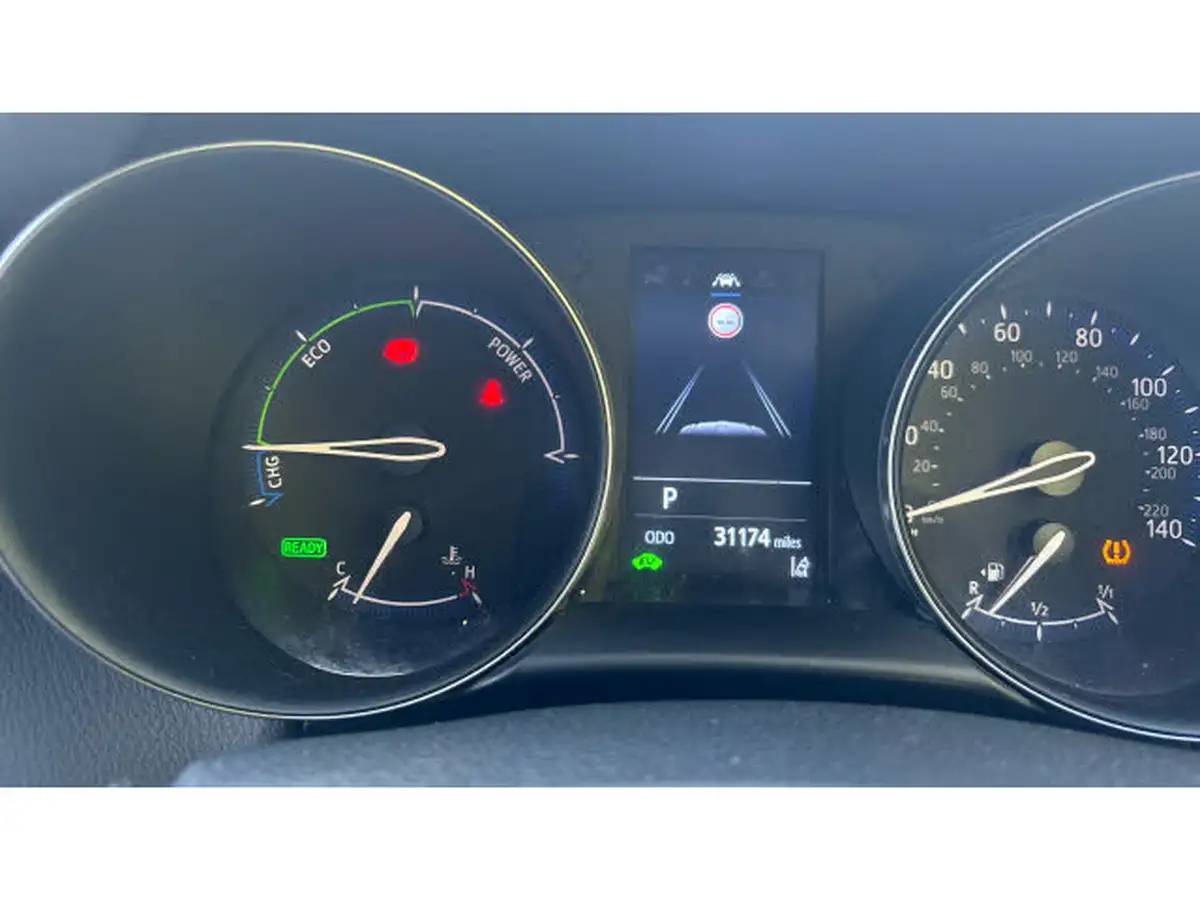 2022-toyota-c-hr-18-vvt-i-icon-big-8