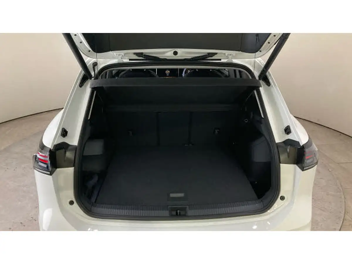 2025-volkswagen-tiguan-15-etsi-match-150ps-big-19