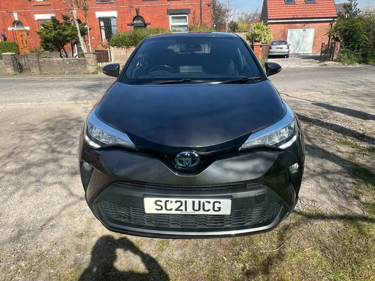 2021-toyota-c-hr-18-vvt-i-design-big-1