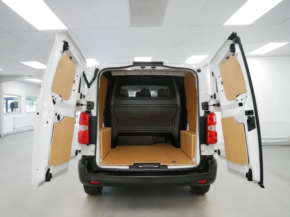 2022-peugeot-expert-20-bluehdi-professional-premium-standard-1200-big-3