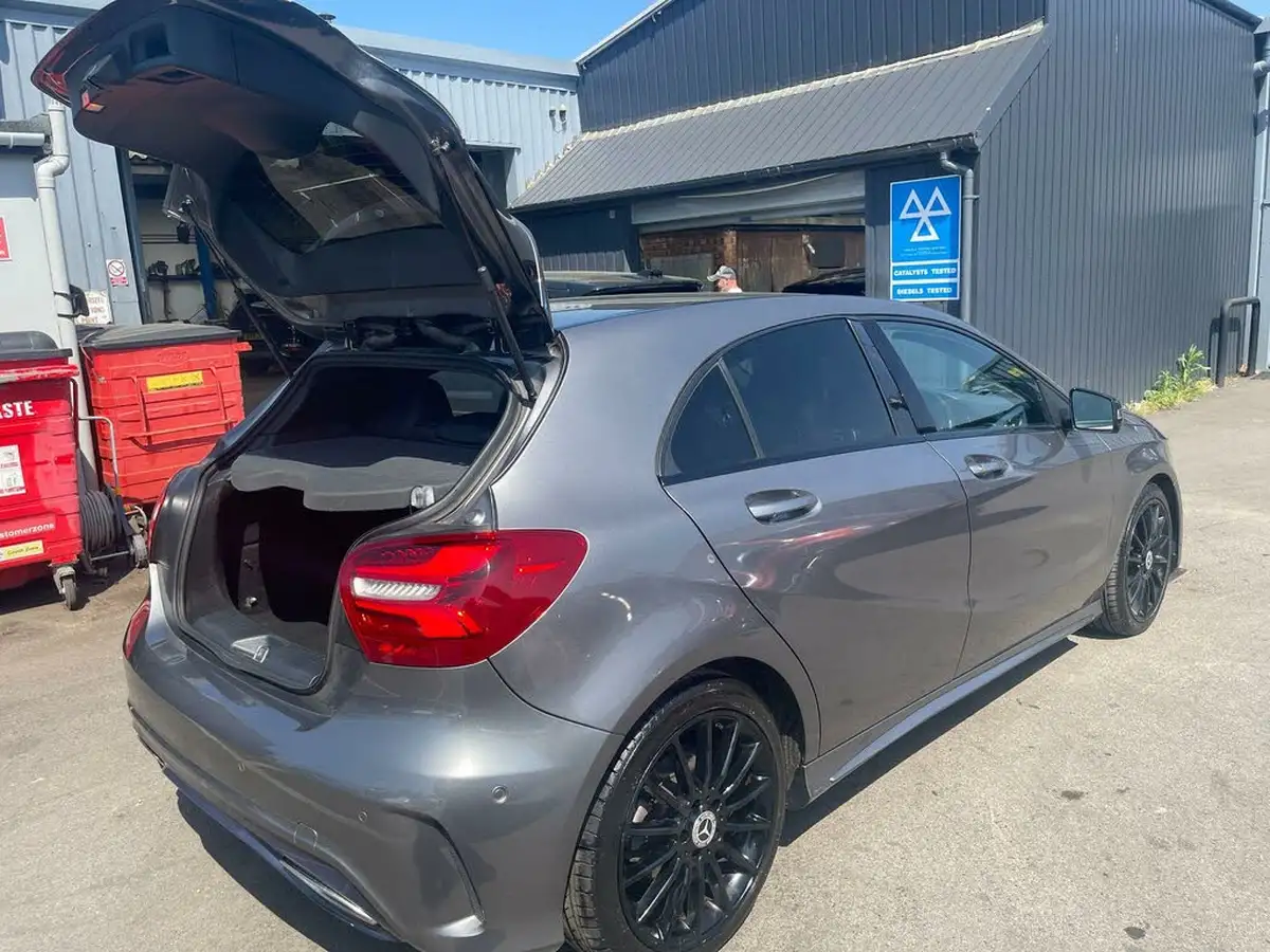 2016-mercedes-benz-a-class-21d-a200d-amg-line-136ps-premiumss-7g-dct-big-11
