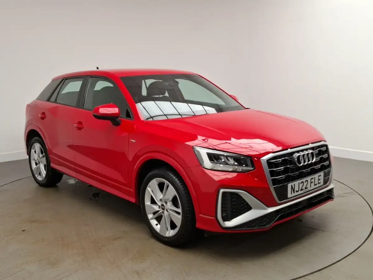 2022-audi-q2-15-35-tfsi-s-line-tronic-big-12