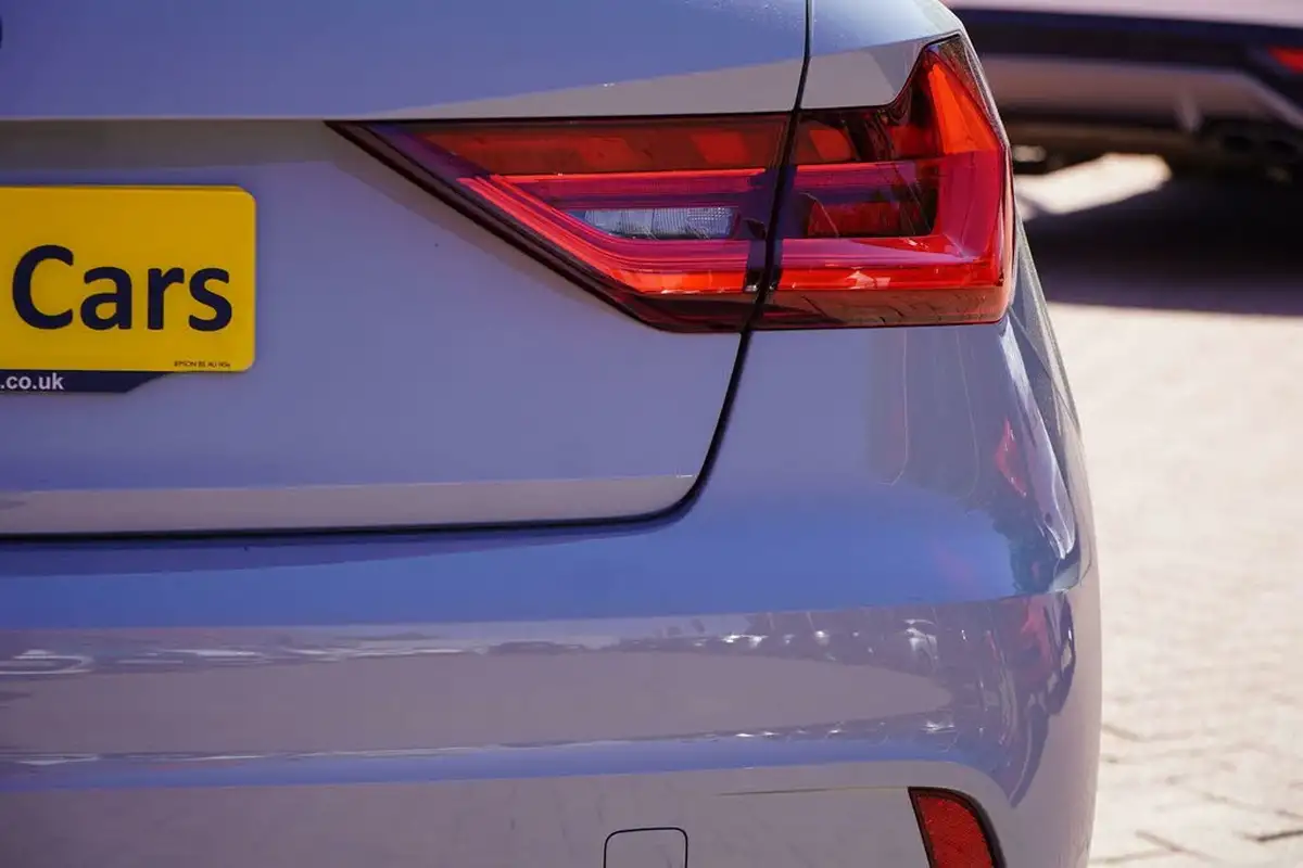 2022-audi-a1-10-25-tfsi-technik-big-50