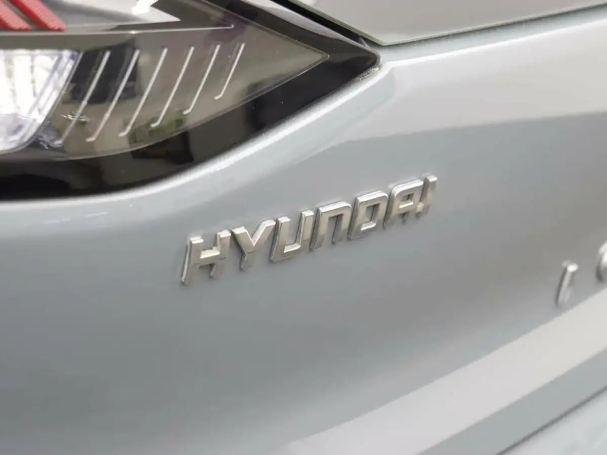 2020-hyundai-kona-e-premium-136ps-39kwh-big-54