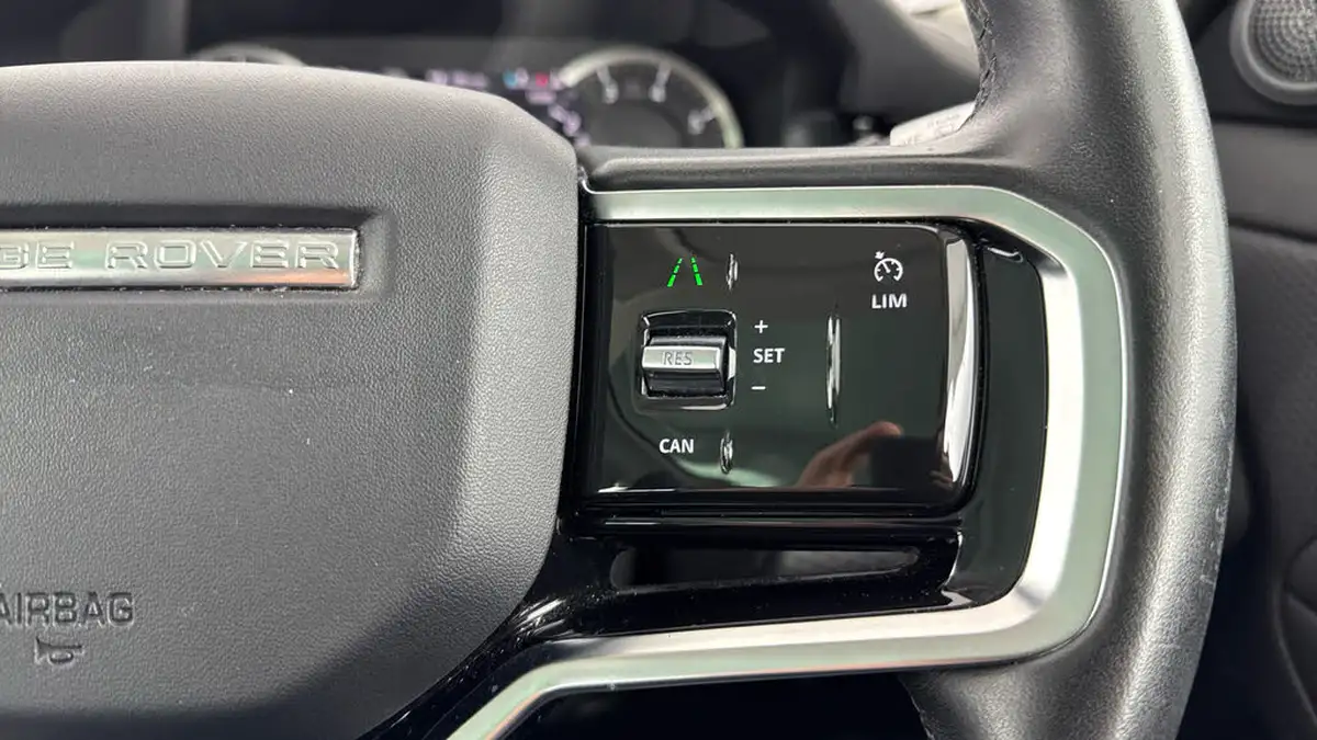 2021-land-rover-range-rover-evoque-20-p200-big-21