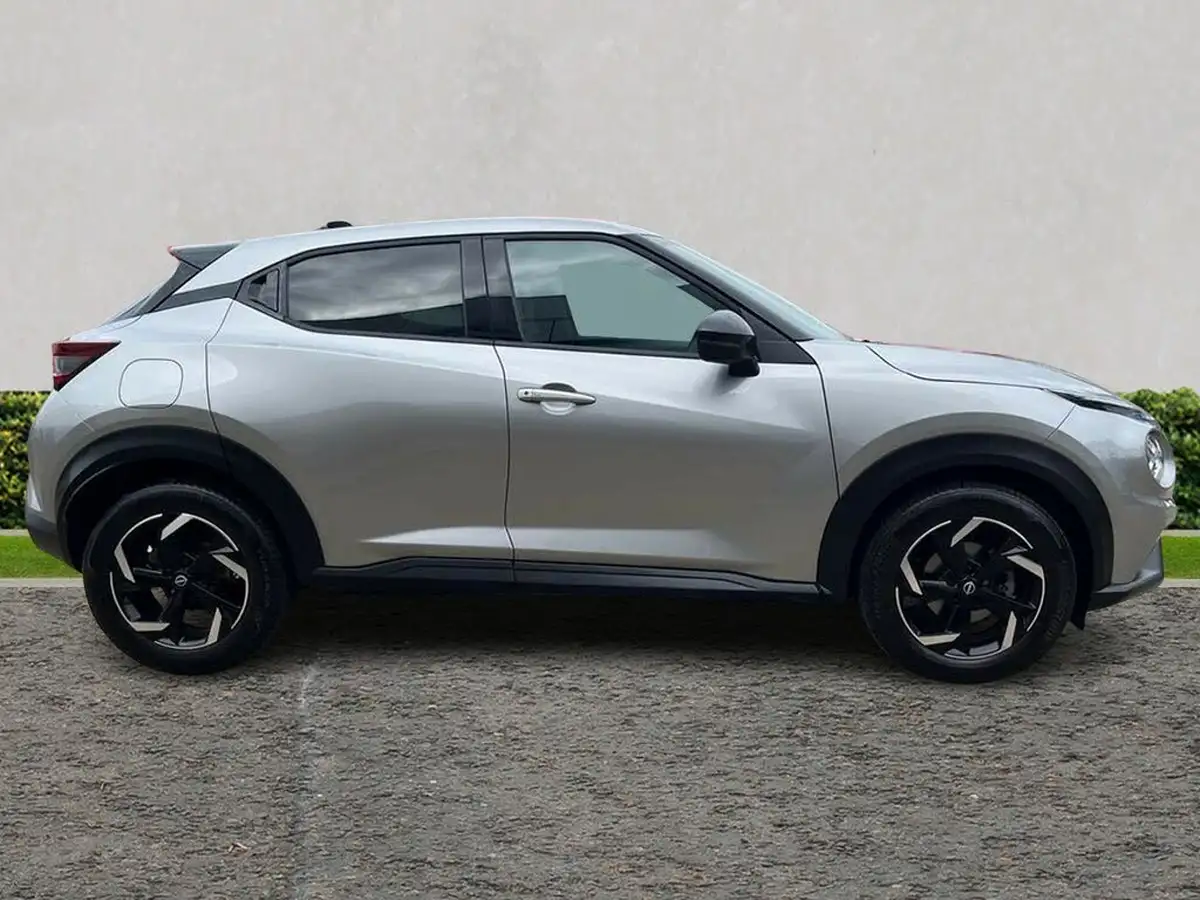 2023-nissan-juke-10-dig-t-n-connecta-big-1