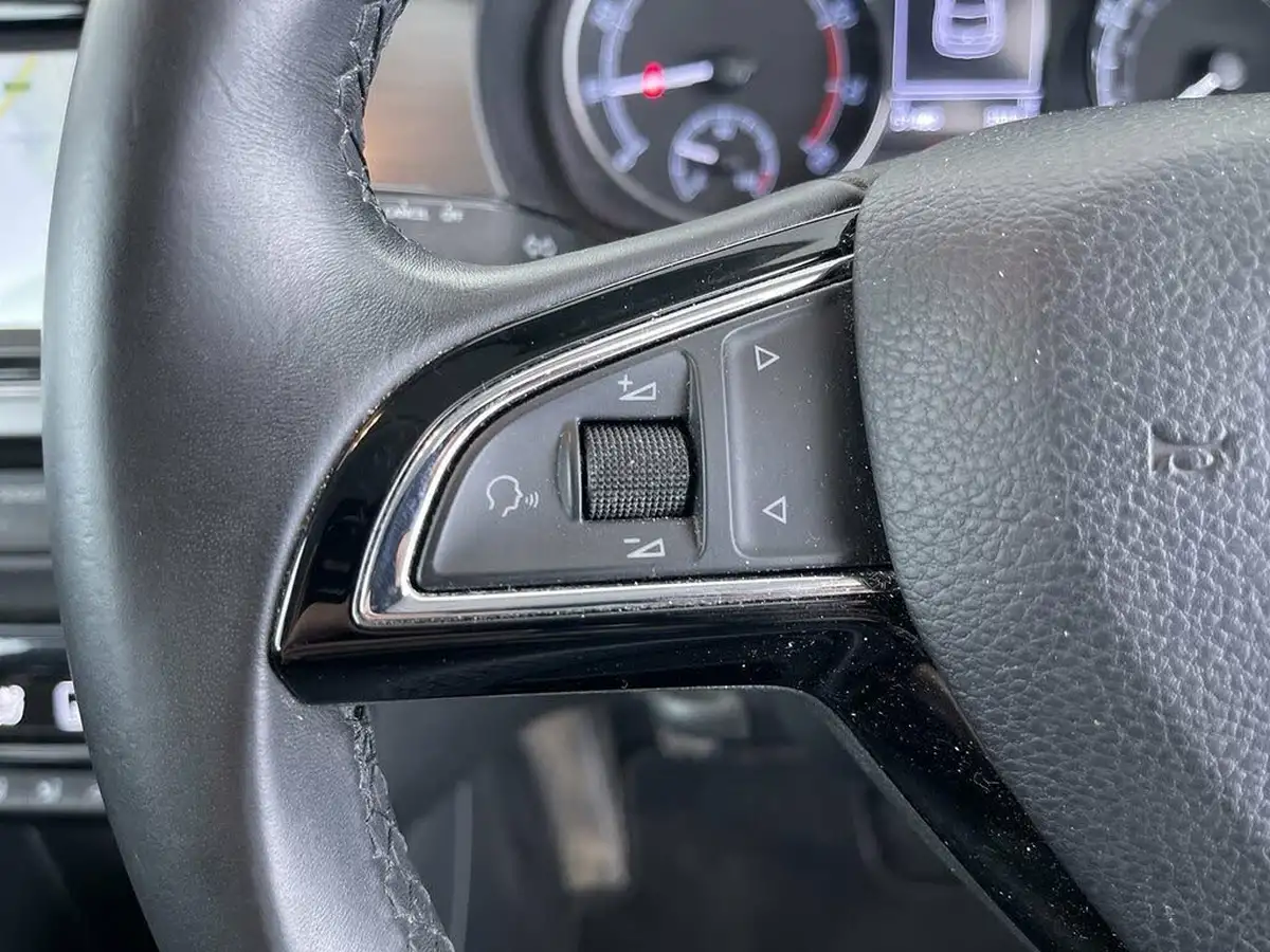 2019-skoda-fabia-10-tsi-se-l-95ps-hatchback-big-50