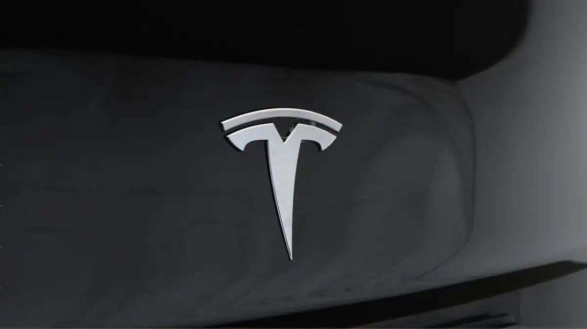 2022-tesla-model-y-e-rwd-big-20