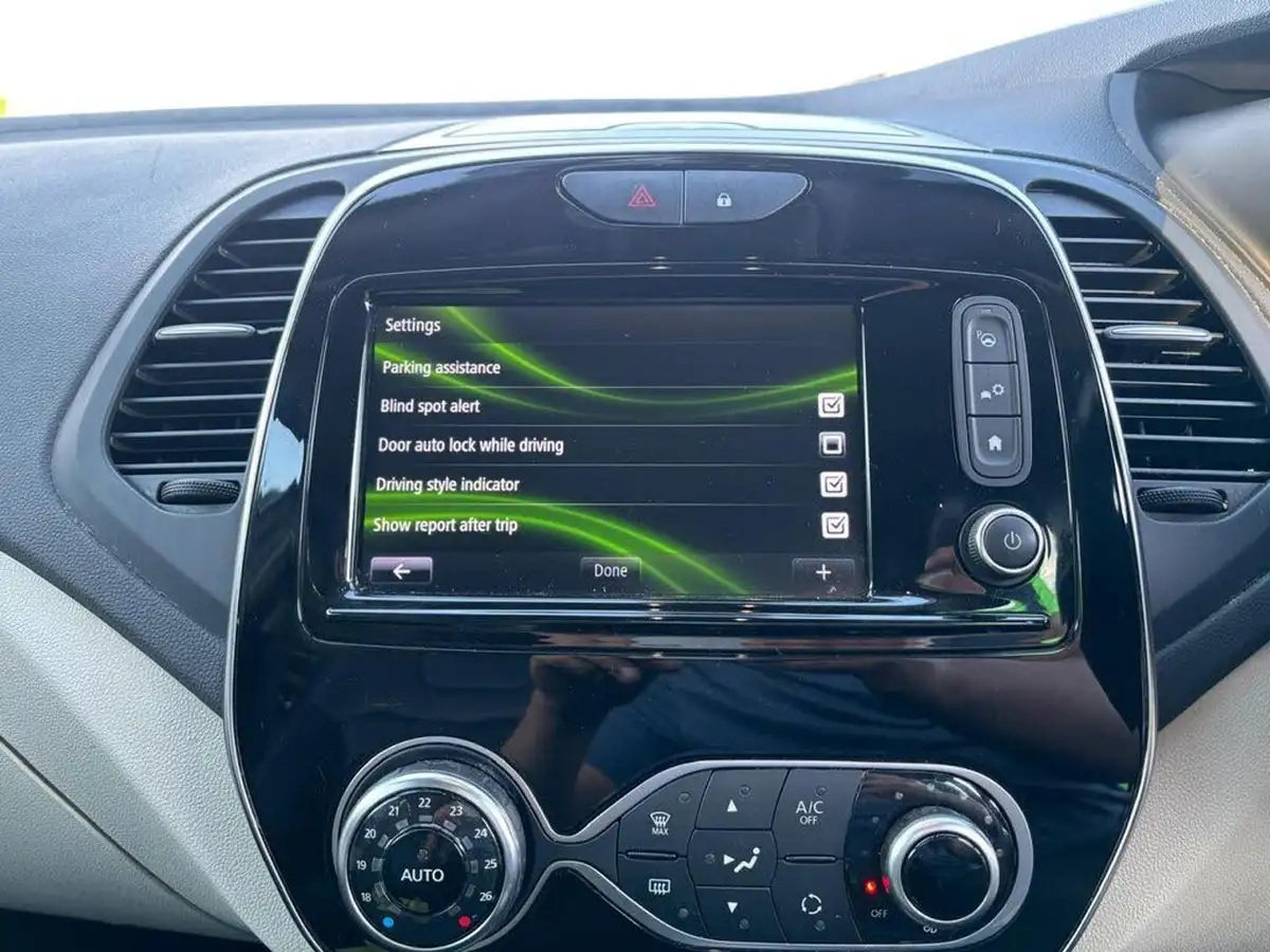 2020-renault-captur-09-tce-gt-line-big-24