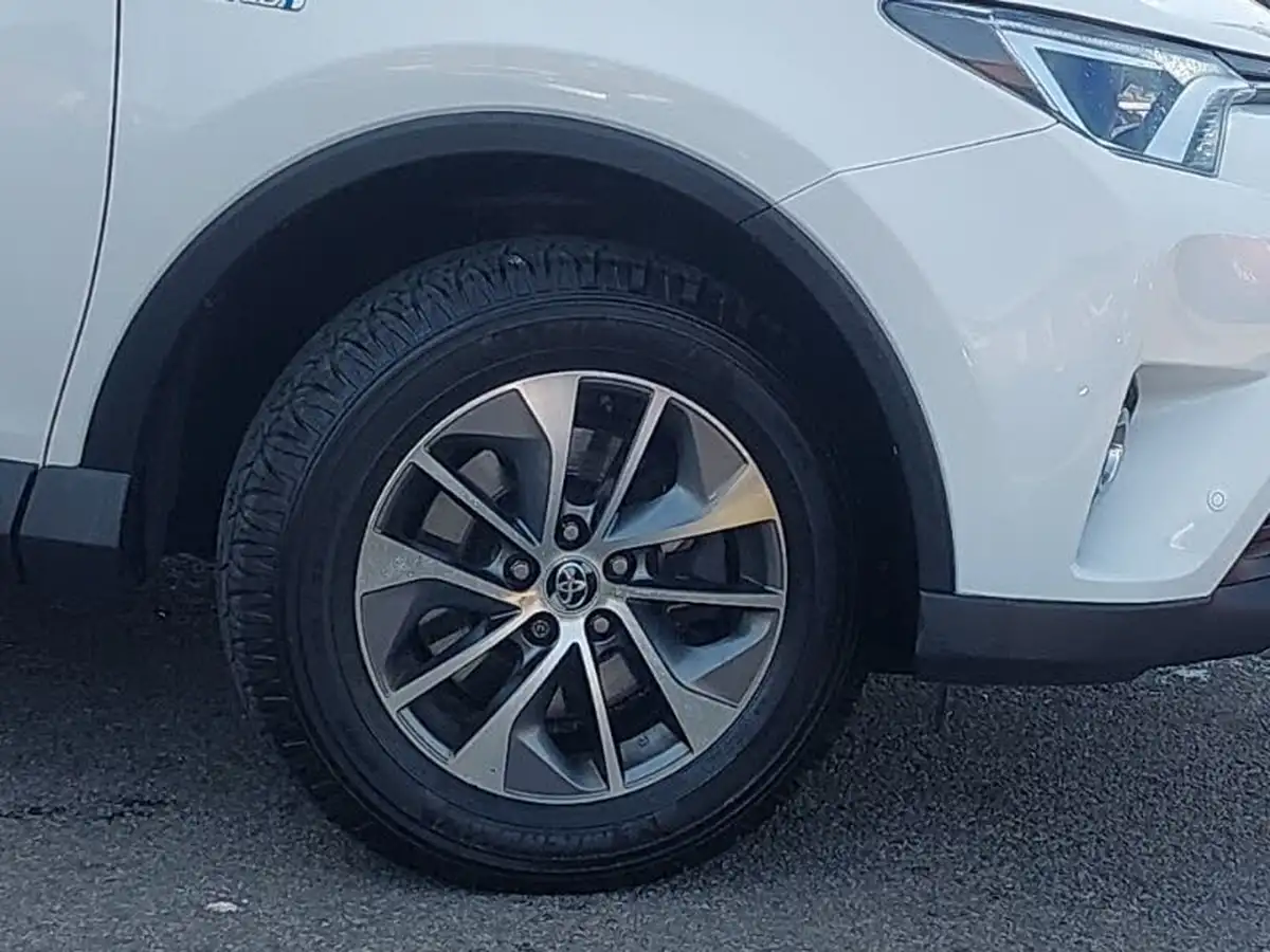2017-toyota-rav4-25-vvt-i-icon-big-8