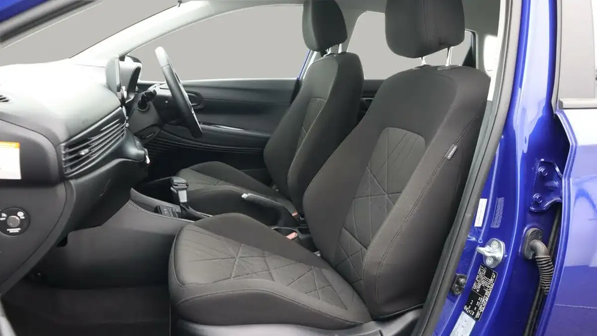 2022-hyundai-bayon-10-t-gdi-se-connect-dct-big-14