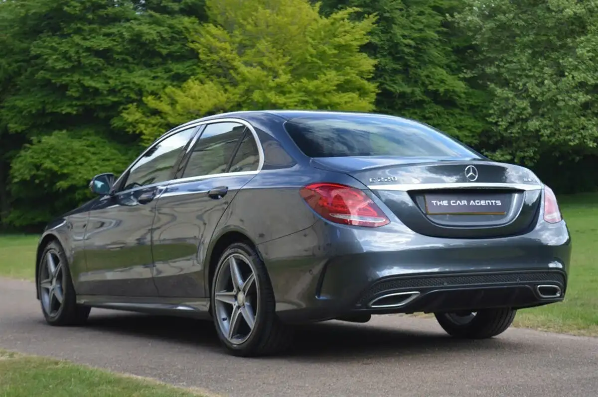 2015-mercedes-benz-c-class-21cdi-c220-amg-line-ss-saloon-4d-7g-tronic-plus-big-5