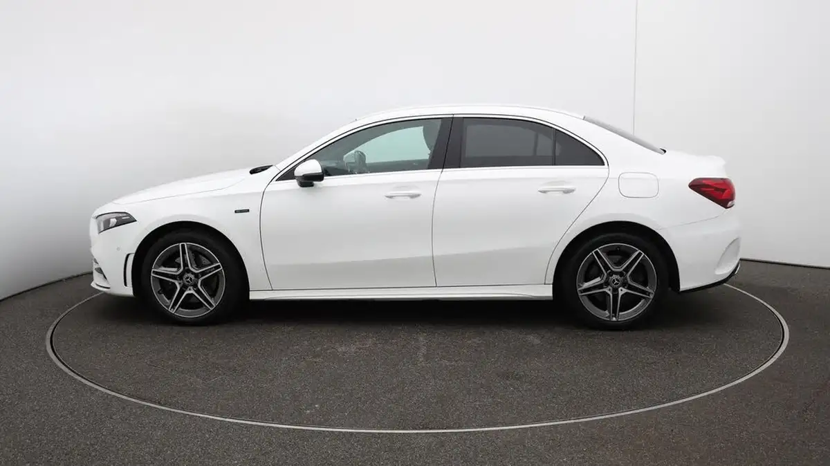 2021-mercedes-benz-a-class-13-a250e-amg-line-executive-saloon-4d-big-65