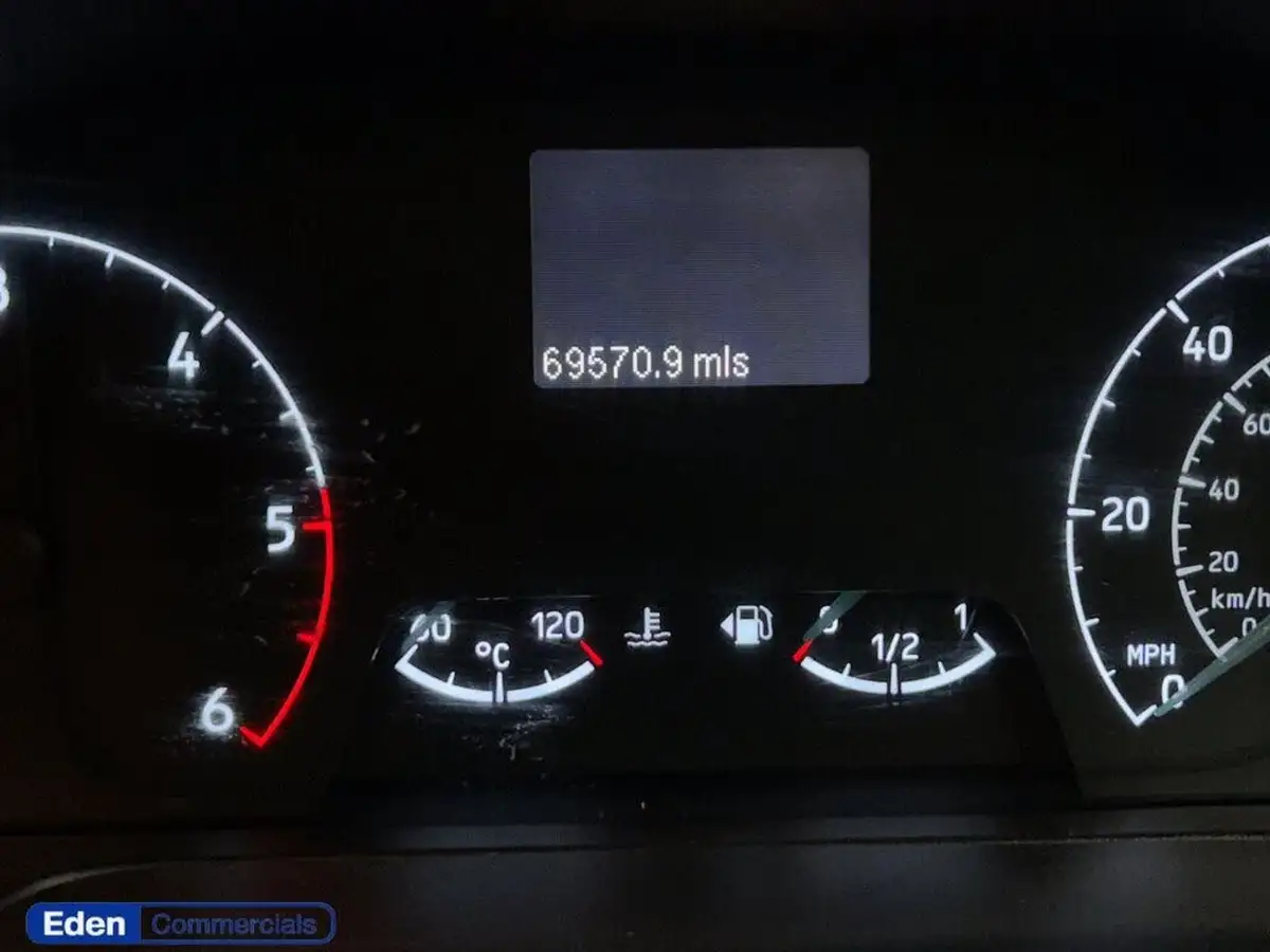 2019-ford-transit-custom-20tdci-300-l1h2-105pseu6-big-25