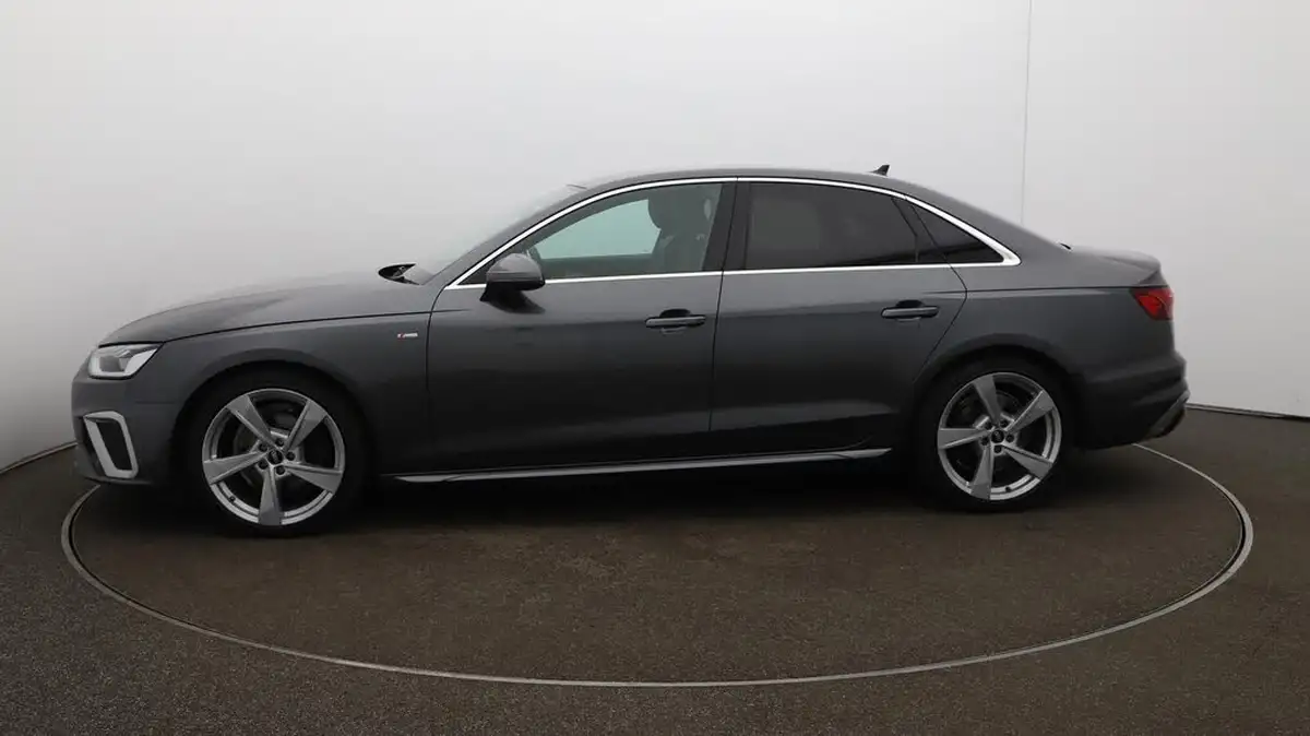 2022-audi-a4-20-35-tfsi-s-line-tronic-big-57