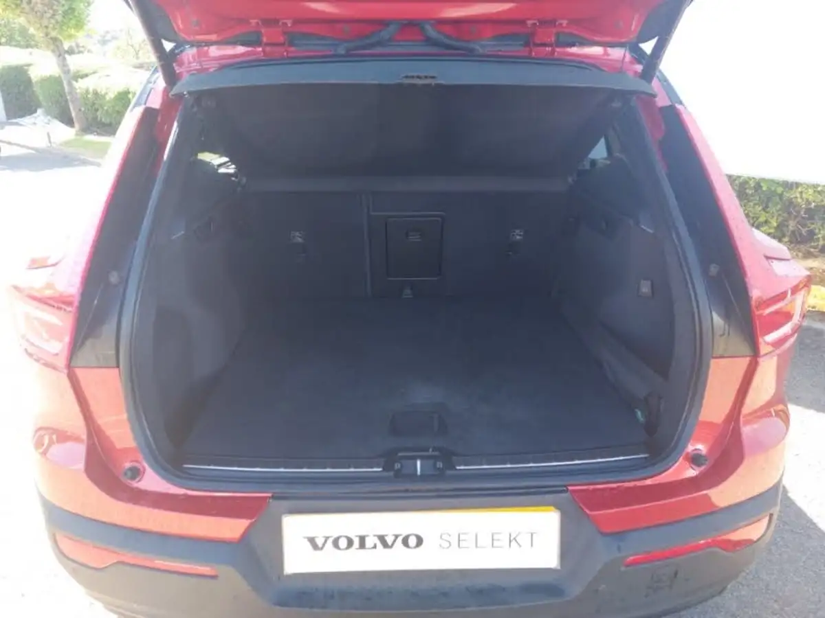 2020-volvo-xc40-15-t3-r-design-big-7
