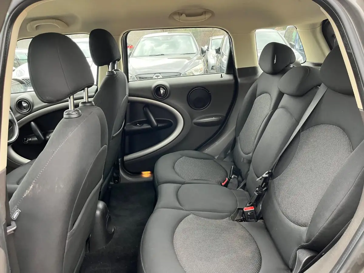2012-mini-countryman-16td-cooper-big-19