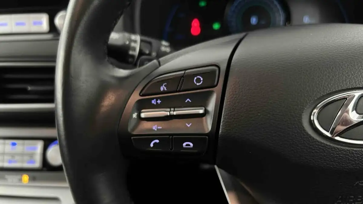2020-hyundai-kona-e-premium-204ps-big-21