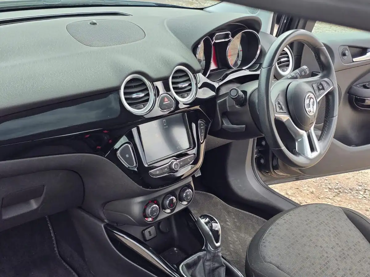 2016-vauxhall-adam-14i-vvt-16v-glam-87ps-ecoflex-easytronic-big-12