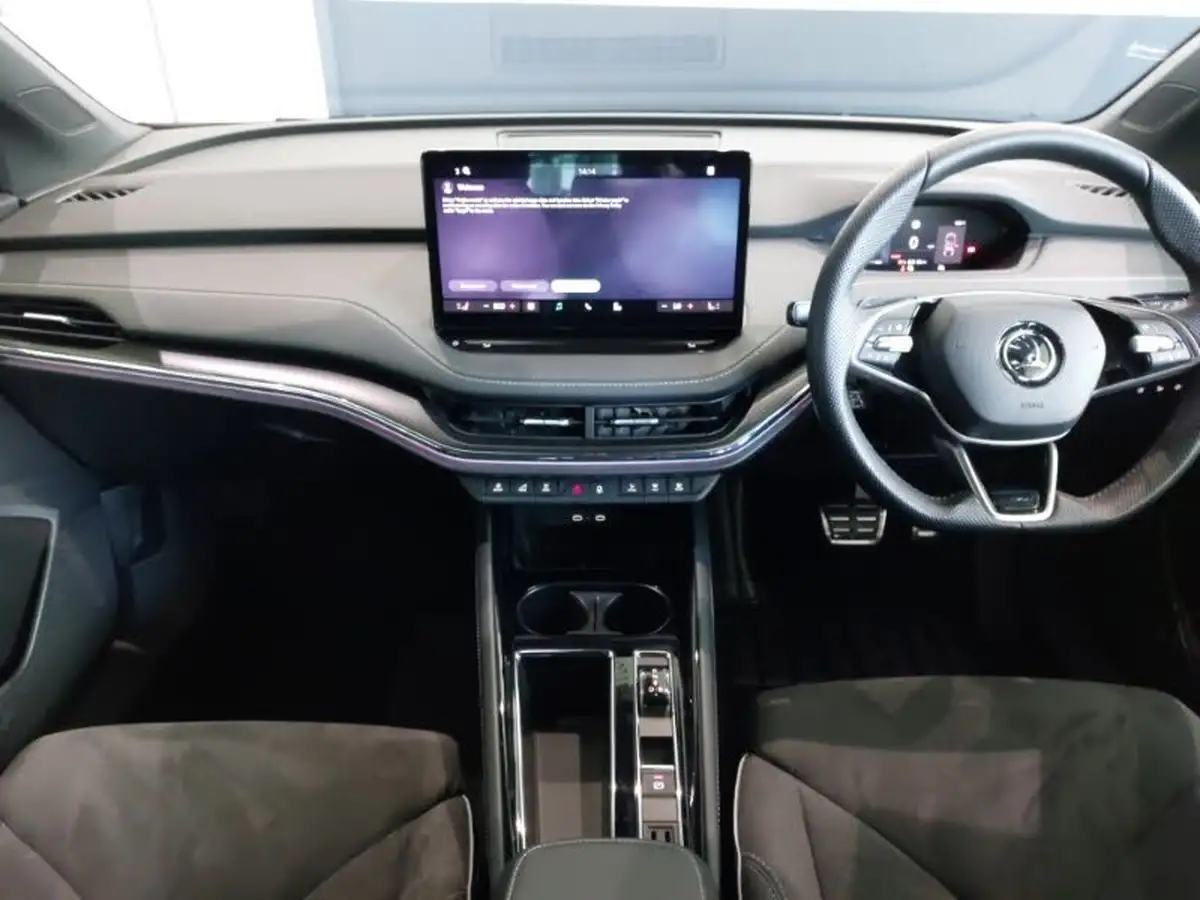 2024-skoda-enyaq-e-85x-sportline-plus-station-wagon-big-2