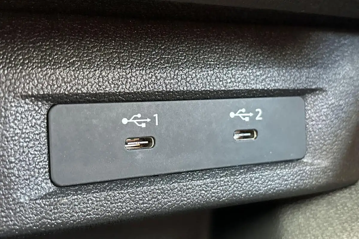 2022-audi-a1-10-25-tfsi-technik-big-43