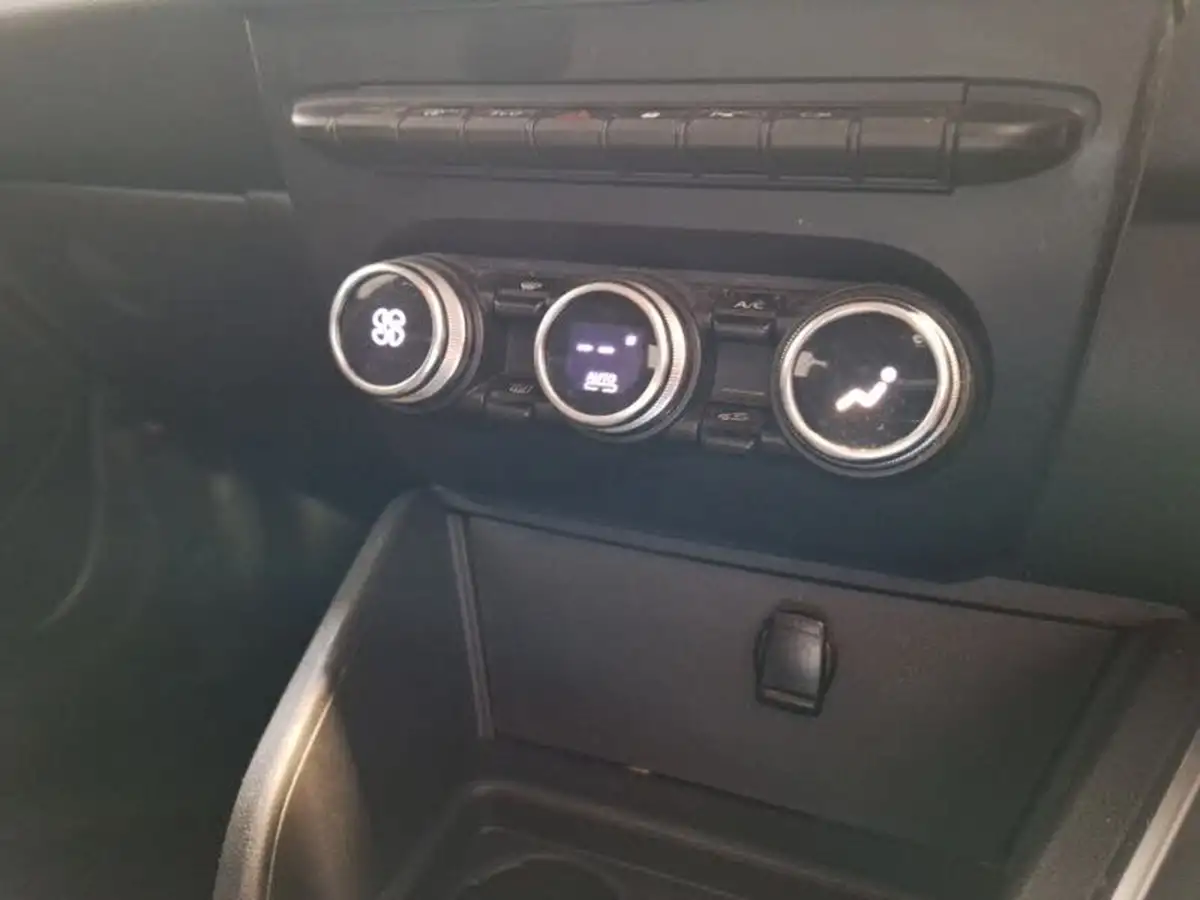 2020-dacia-duster-13-tce-prestige-130bhp-ss-big-17