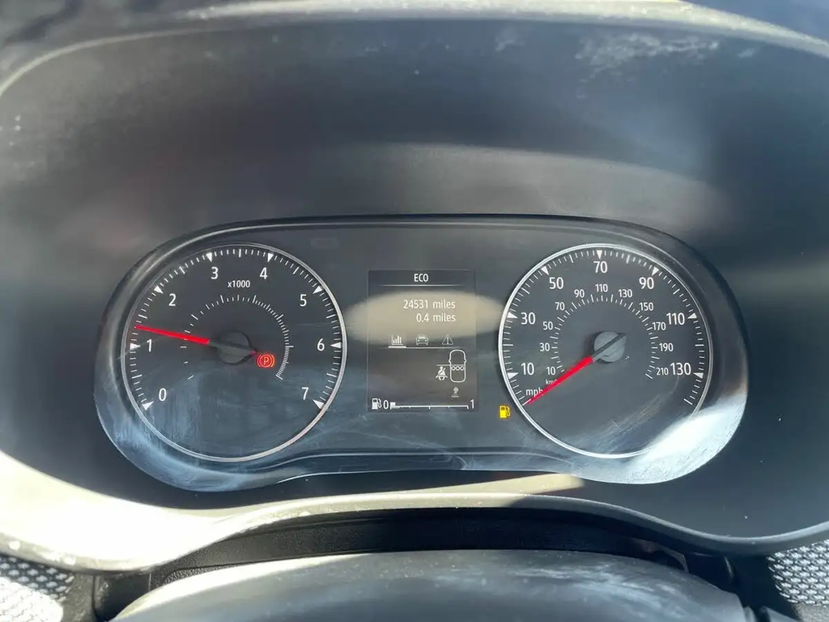 2022-dacia-sandero-10-tce-comfort-90bhp-big-13