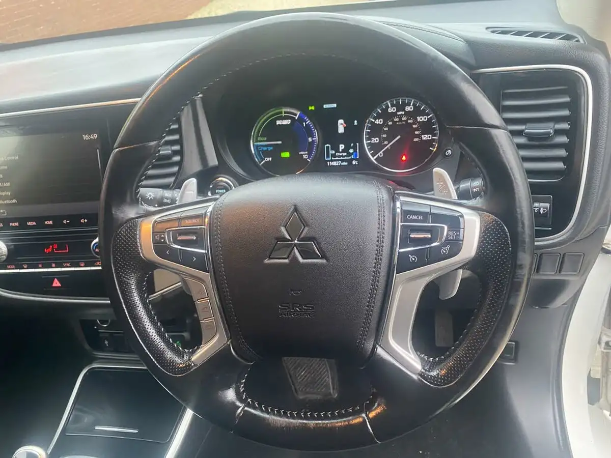 2020-mitsubishi-outlander-24-reflex-plus-commercial-big-37