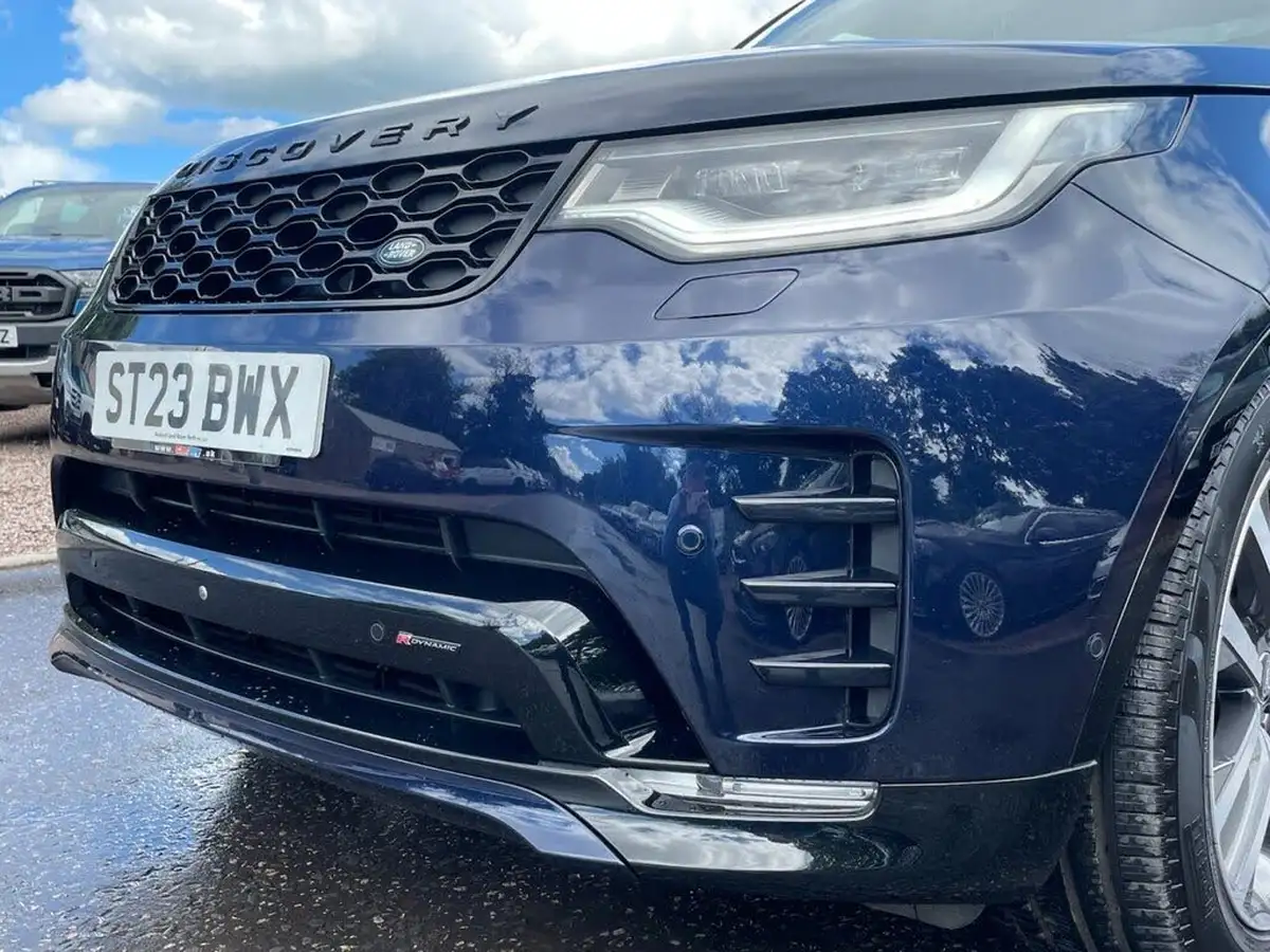 2023-land-rover-discovery-30-d250-r-dynamic-s-big-11