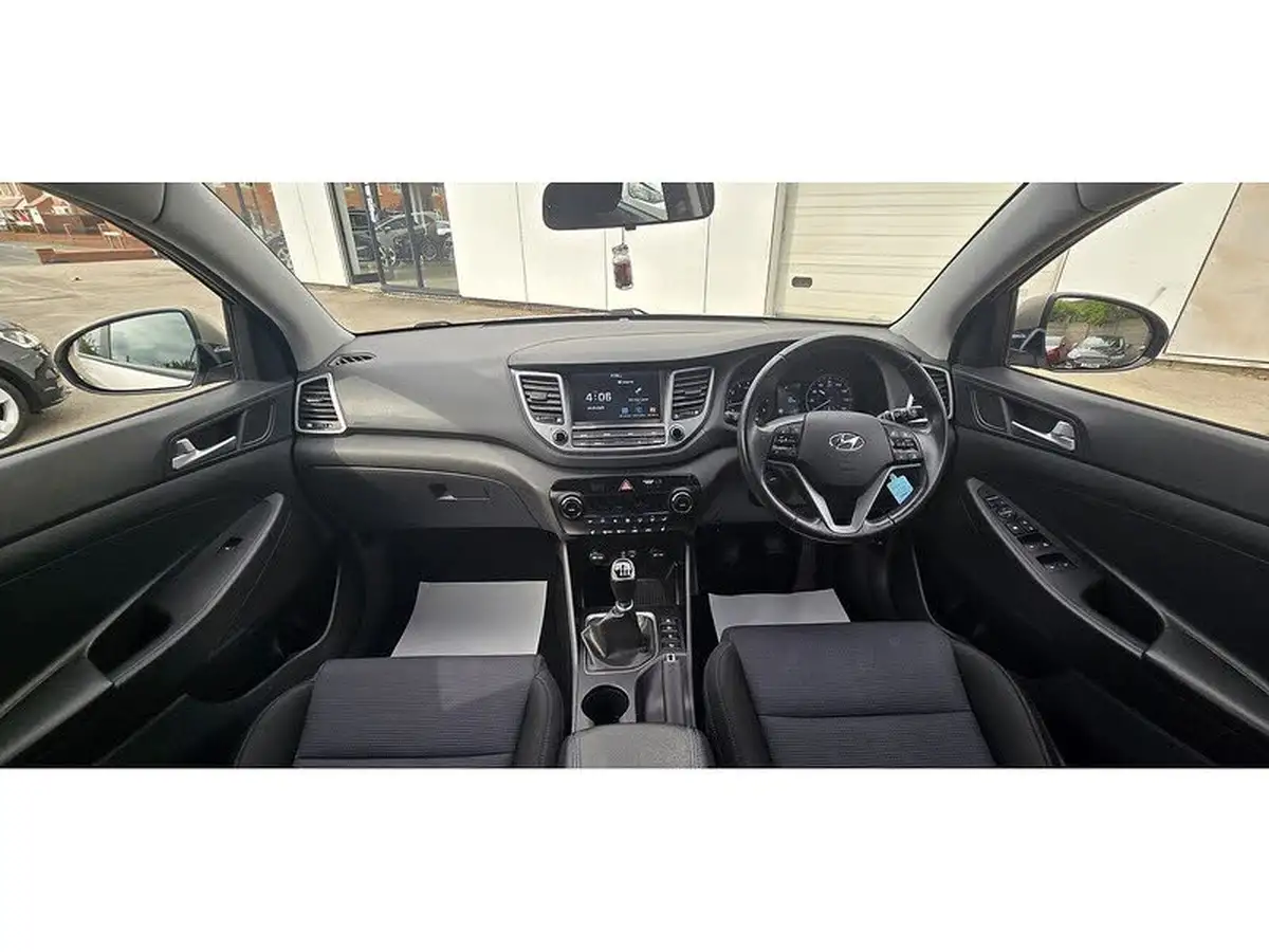 2018-hyundai-tucson-16-gdi-blue-drive-se-nav-big-10