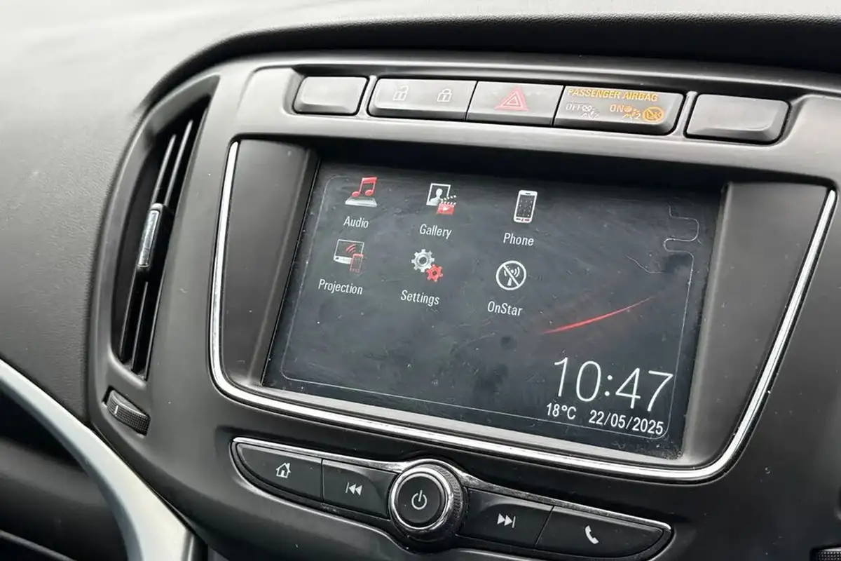 2016-vauxhall-zafira-tourer-14i-16v-turbo-sri-big-15