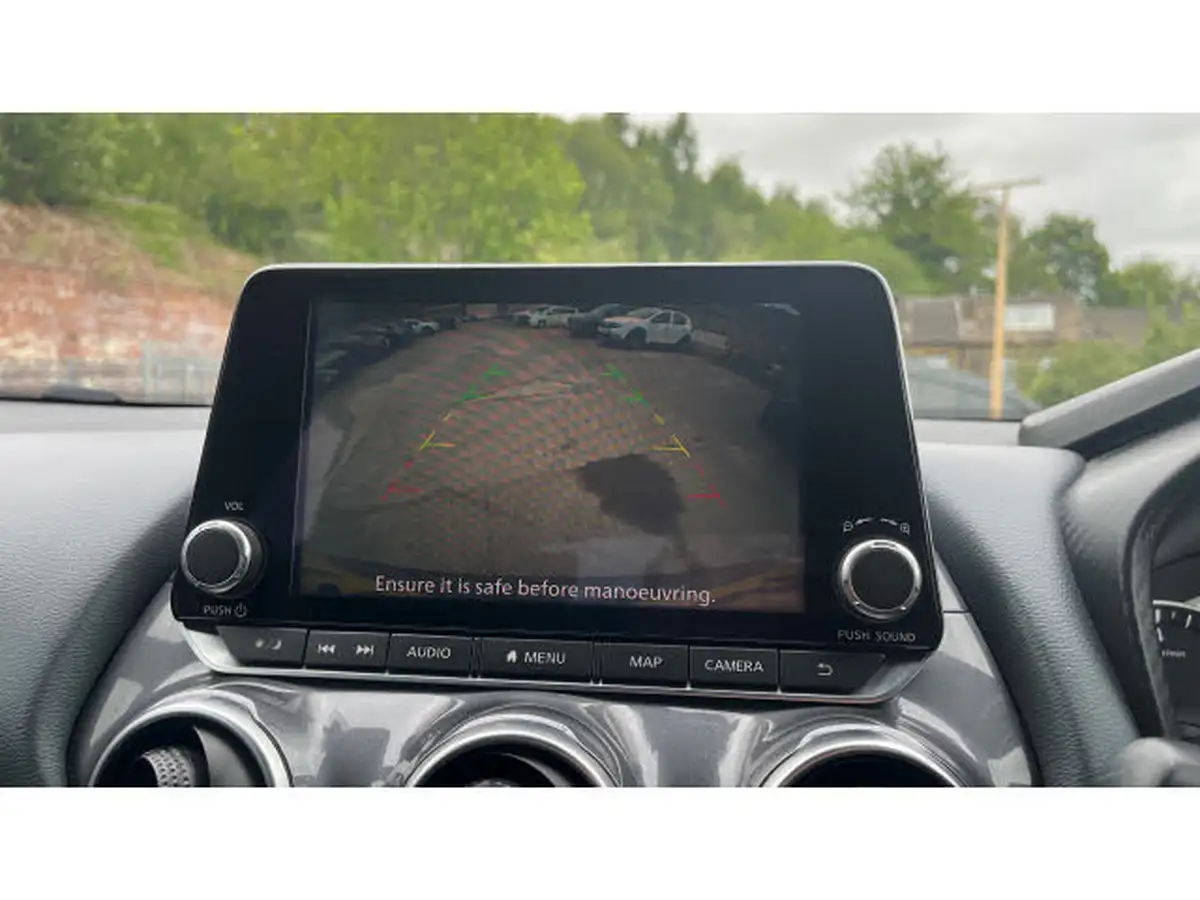 2021-nissan-juke-10-dig-t-n-connecta-dct-big-29