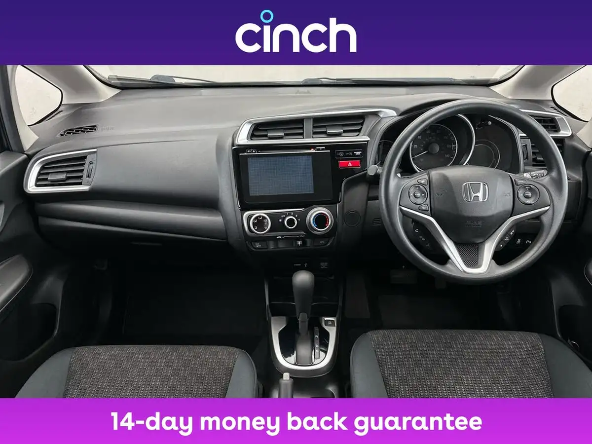 2017-honda-jazz-13-i-vtec-se-cvt-big-10