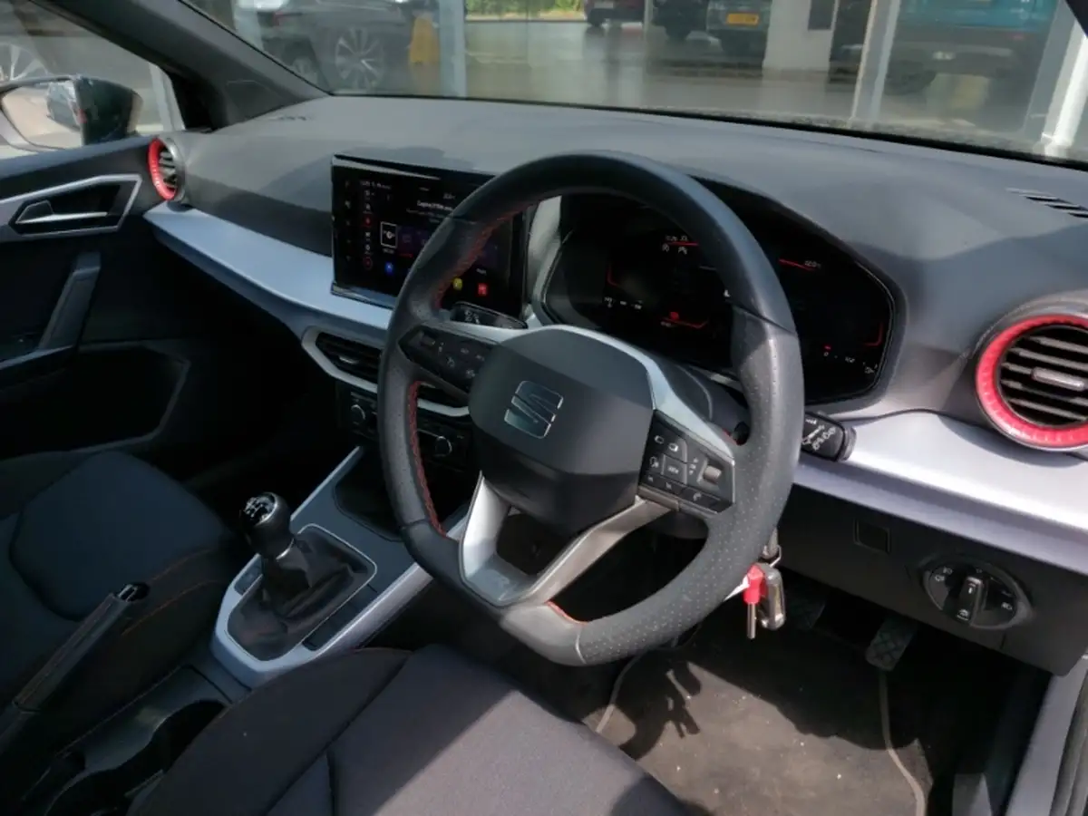 2024-dacia-jogger-16-tce-extreme-big-9