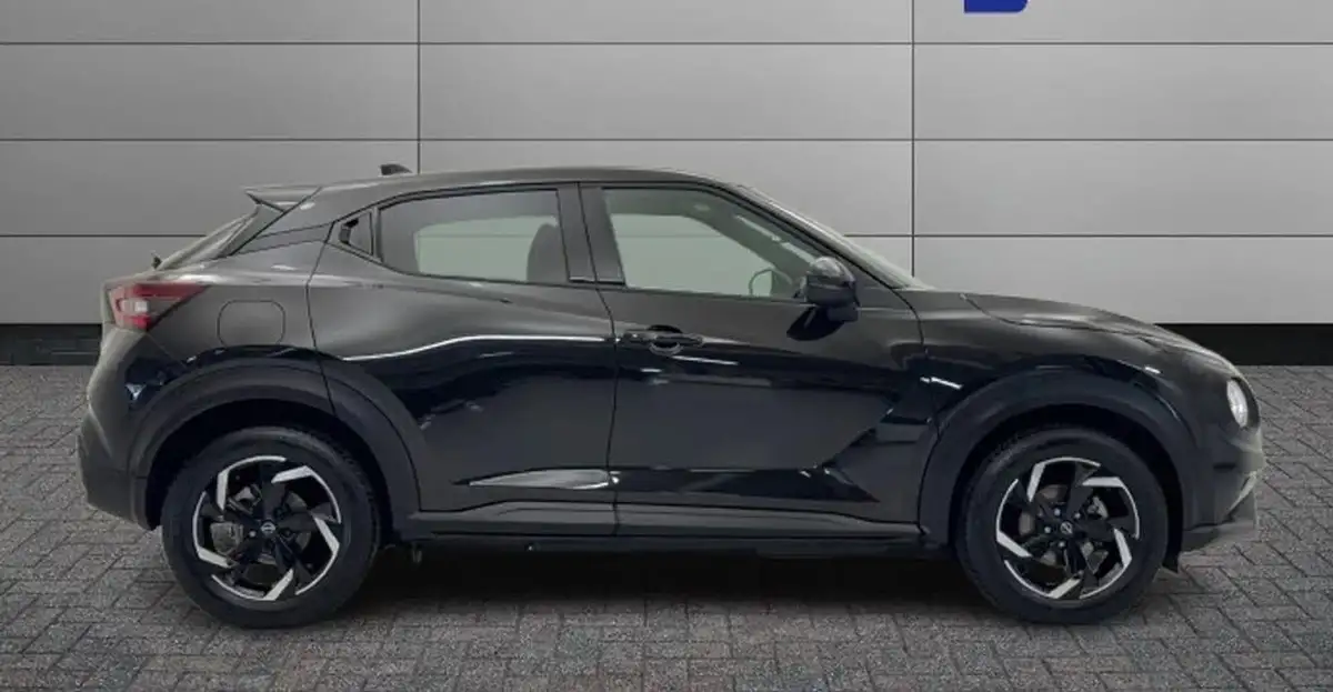 2024-nissan-juke-10-dig-t-n-connecta-big-7