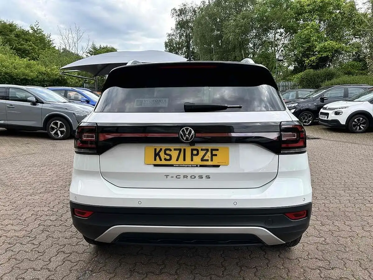 2022-volkswagen-t-cross-10-tsi-sel-big-9