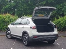 2024-volkswagen-taigo-10-tsi-life-110ps-dsg-small-17