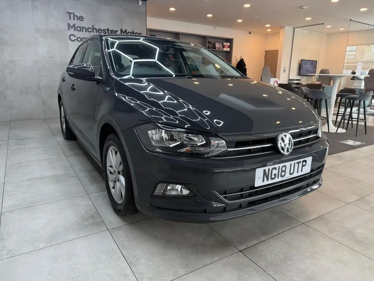 2018-volkswagen-polo-10-se-65ps-big-3